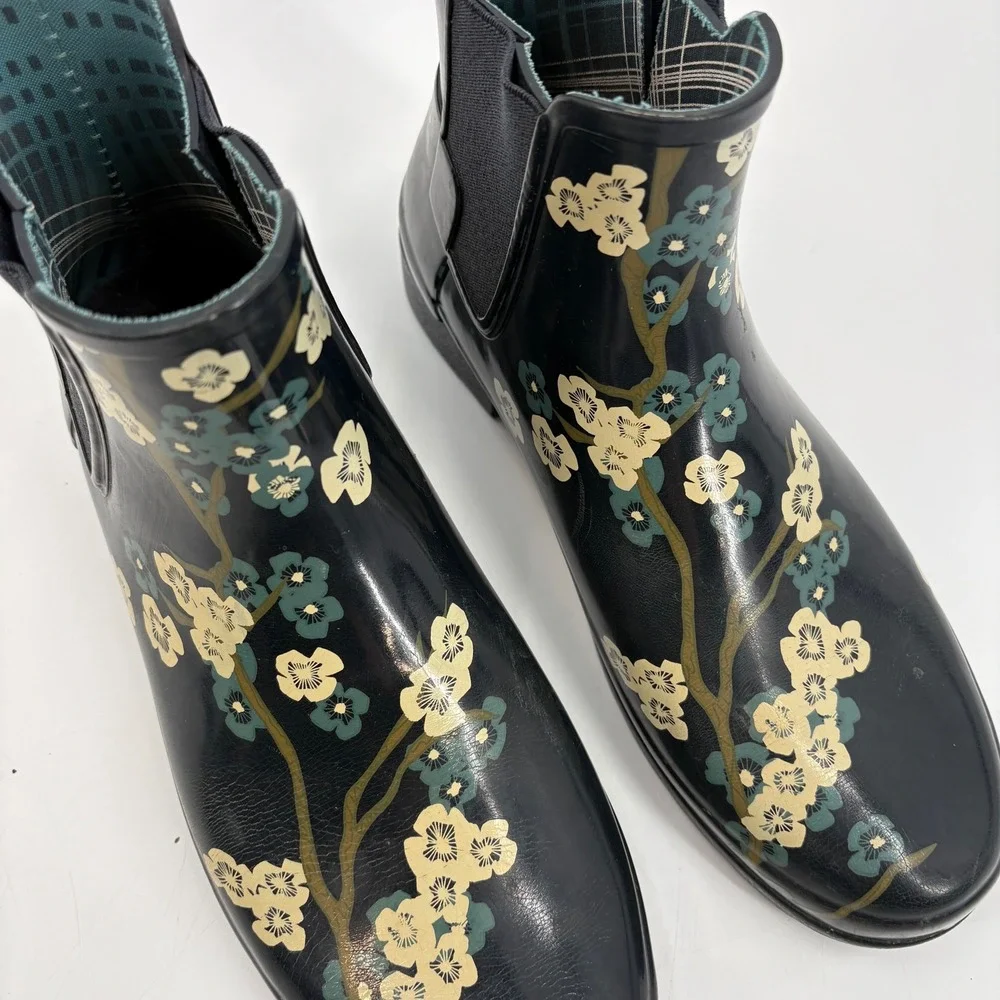 Hunter‎ Ankle Rain Boots Refined Blossom Print Size 11